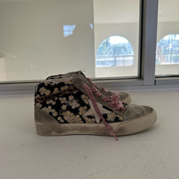 Mid Star Daisy Golden Goose | Size 39 - Picture 6 of 12